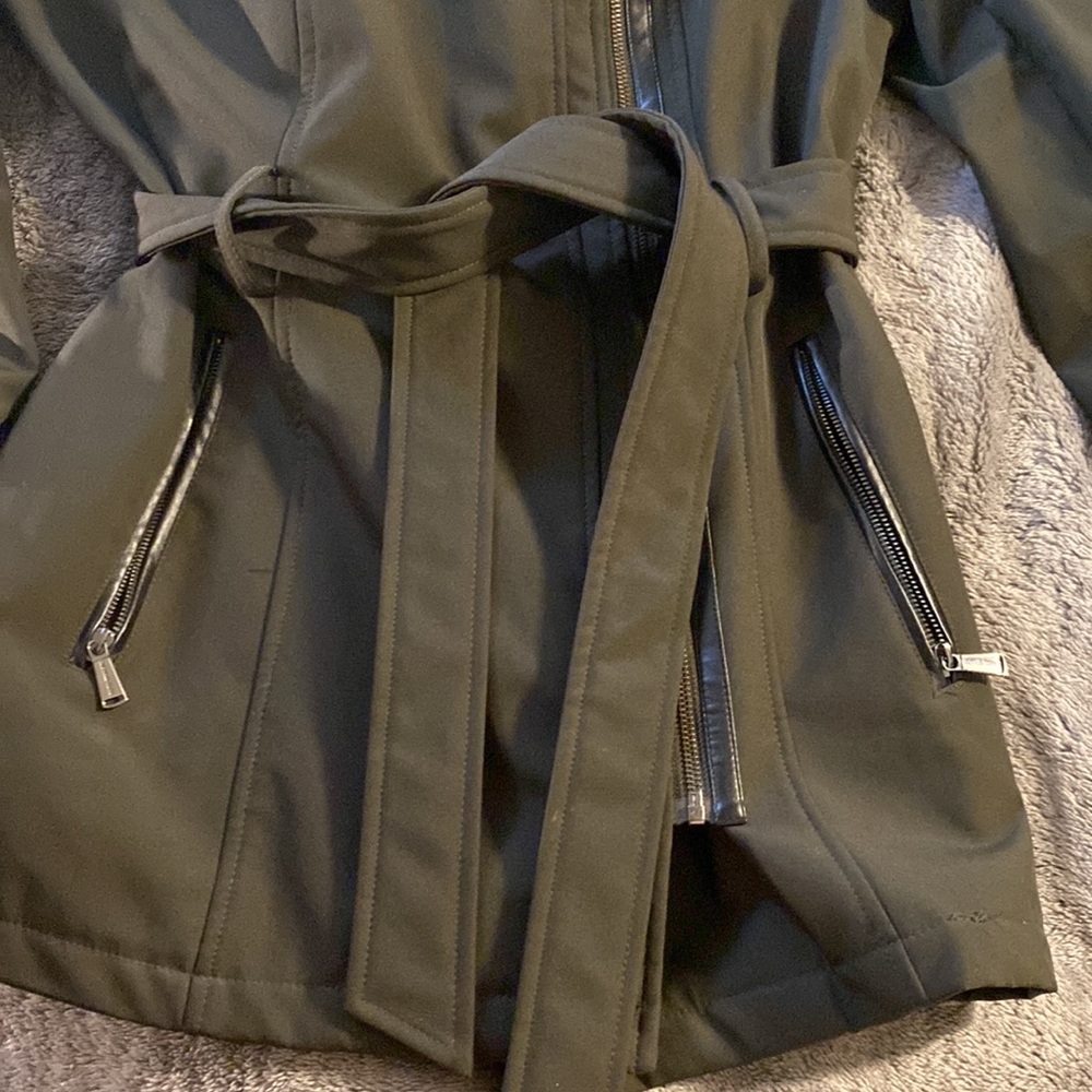Michael Kors coat - Picture 3 of 6